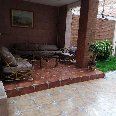 Hotel Alameda Maravatío Esterno foto